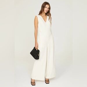 Chic Sleeveless White Jumpsuit